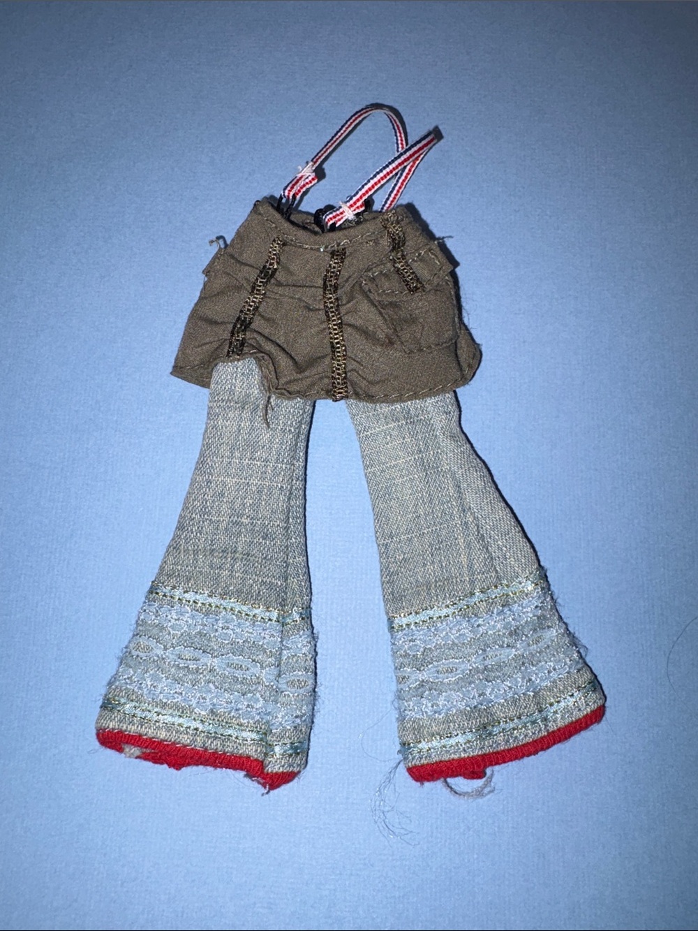 2004 Bratz Tokyo a go go Yasmin pants